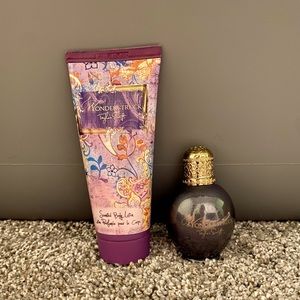 Taylor Swift Wonderstruck Body Lotion and Perfume